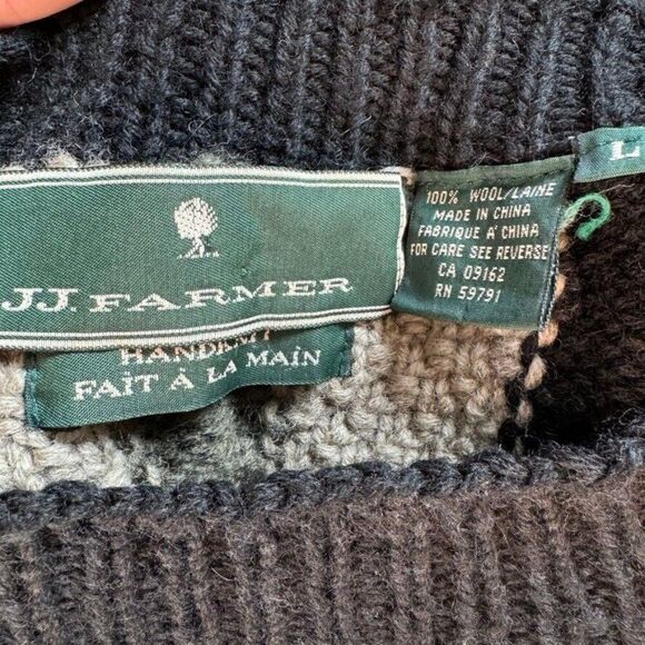 Vintage 1990s Hand Knit 100% Wool Geometric Oversized Chunky Crewneck Sweater - Picture 2 of 7